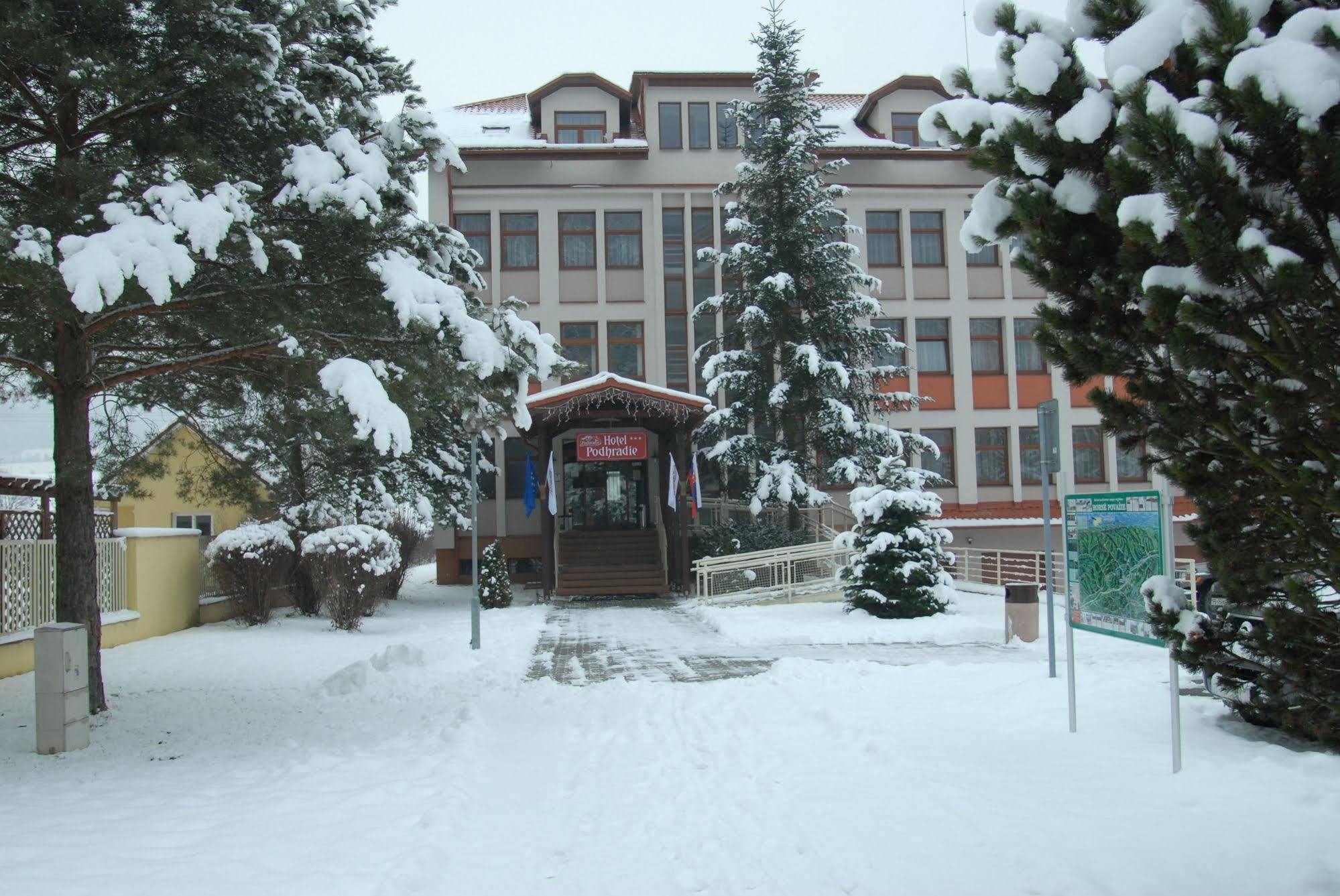 Hotel Podhradie Považská Bystrica Εξωτερικό φωτογραφία